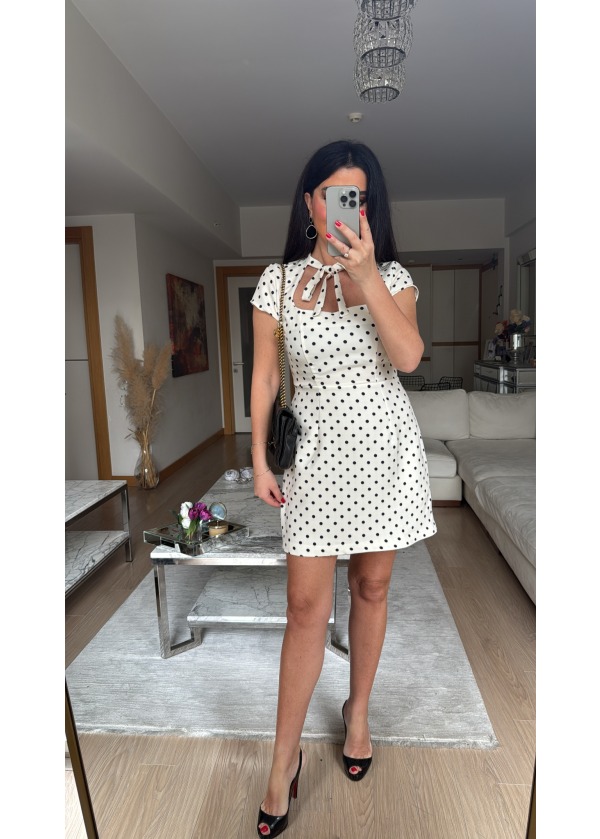 Zra Model Puantiye Desen Fiyonklu Elbise