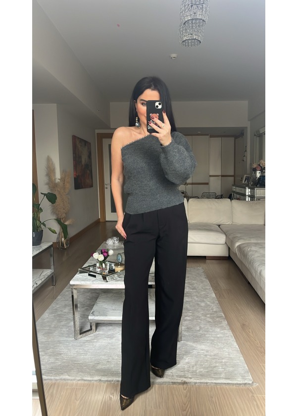 Tek Omuz İncili Triko Füme